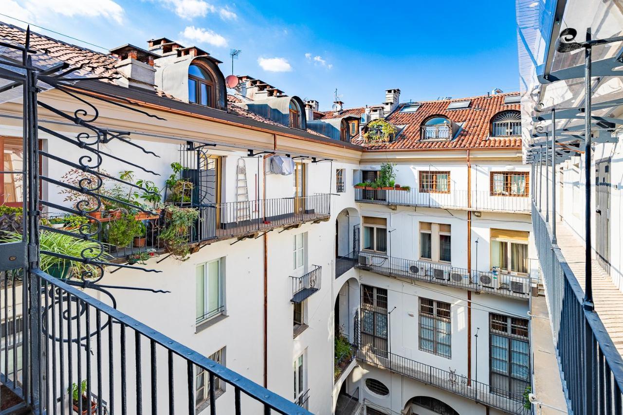 Mazzarri Suites - Centro Storico Turin Exterior photo